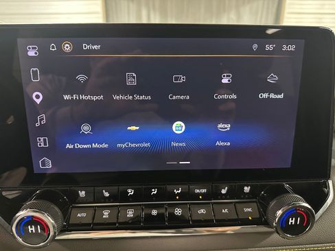Used 2023 Chevrolet Colorado ZR2 w/ ZR2 Convenience Package III AWD/4WD image 14