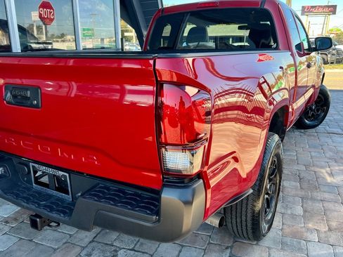 Used 2019 Toyota Tacoma 2WD Access Cab image 25