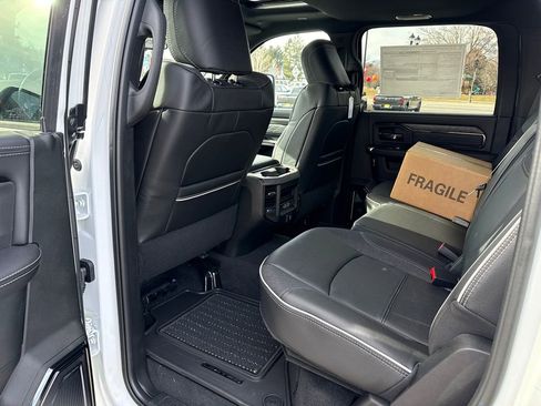 New 2026 RAM 3500 Limited image 10