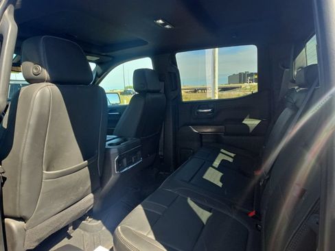 Used 2022 Chevrolet Silverado 1500 High Country AWD/4WD image 13