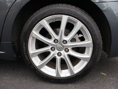 Used 2013 Toyota Avalon Limited image 43