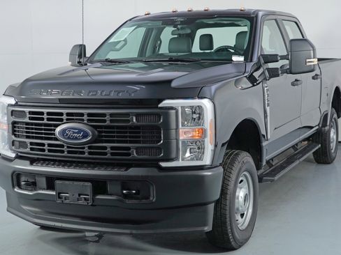 Used 2024 Ford F350 XL w/ Snow Plow Prep Package image 46