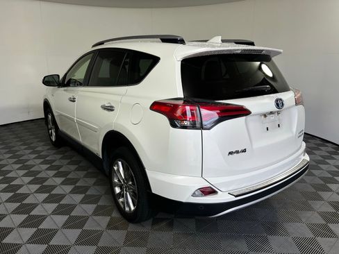 Used 2018 Toyota RAV4 Limited w/ Advanced Technology Package AWD/4WD image 7