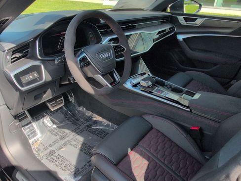 New 2025 Audi RS 7 Performance image 2