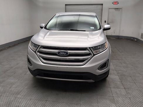 Used 2018 Ford Edge Titanium w/ Technology Package FWD image 15
