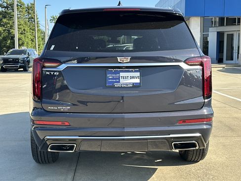 Used 2024 Cadillac XT6 Luxury w/ LPO, Floor Liner Package AWD/4WD image 7