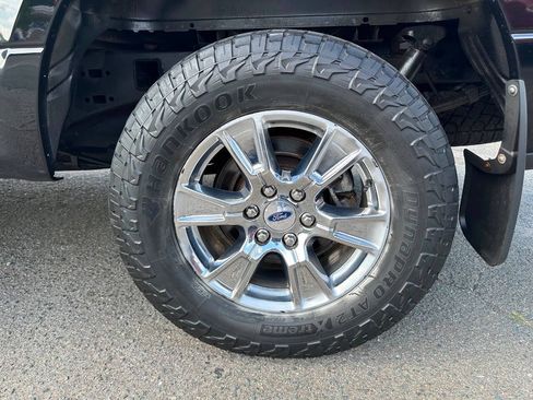 Used 2016 Ford F150 XLT w/ Equipment Group 302A Luxury AWD/4WD image 16
