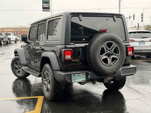 Used 2019 Jeep Wrangler Unlimited Sport S image 11