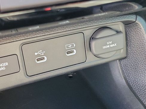 Used 2025 Honda Civic Sport image 27