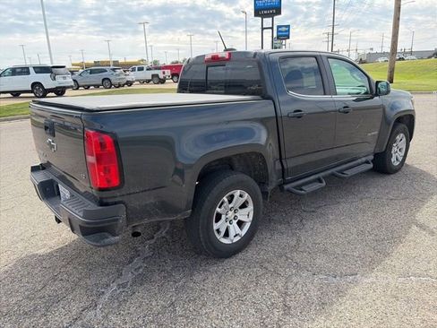 Used 2018 Chevrolet Colorado LT w/ LT Convenience Package RWD image 3