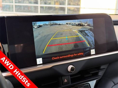 Used 2024 Toyota Crown XLE image 24