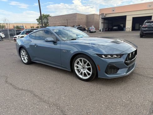 Used 2024 Ford Mustang GT Premium RWD image 3