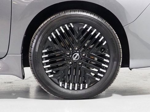 Used 2024 Nissan Leaf SV Plus image 43