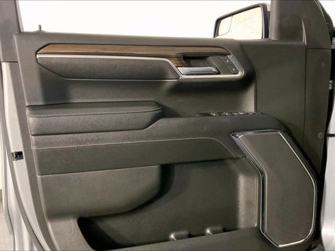 Used 2023 Chevrolet Silverado 1500 LT image 24