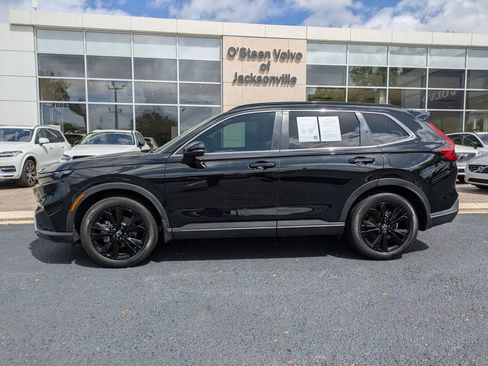 Used 2023 Honda CR-V Sport Touring image 3