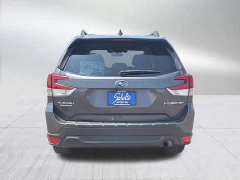Certified 2021 Subaru Forester Premium AWD/4WD image 5