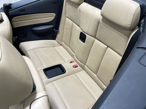 Used 2012 BMW 128i Convertible RWD image 22