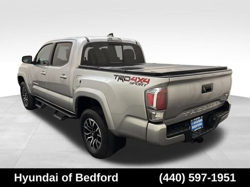 Used 2023 Toyota Tacoma TRD Sport AWD/4WD image 8