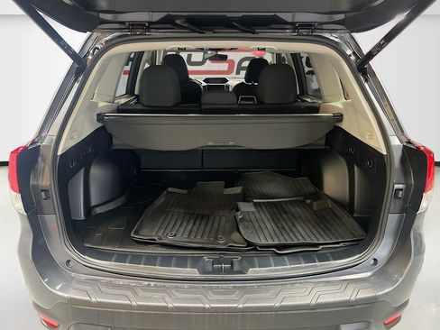 Used 2024 Subaru Forester Premium AWD/4WD image 27