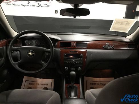 Used 2010 Chevrolet Impala LS image 24