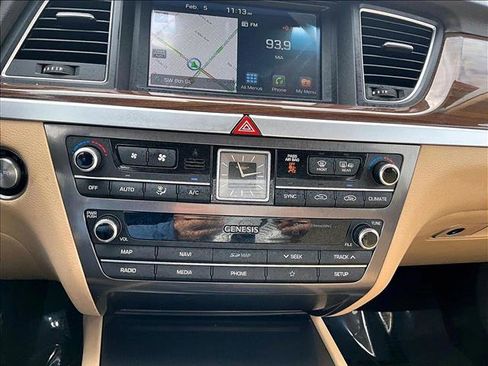 Used 2019 Genesis G80 3.8 image 20