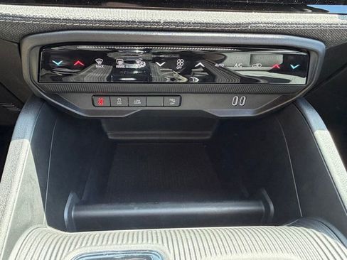 New 2026 Jeep Cherokee Laredo image 19