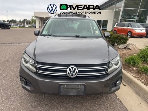 Used 2013 Volkswagen Tiguan SE AWD/4WD image 2