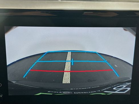 Used 2025 Toyota Corolla LE image 22