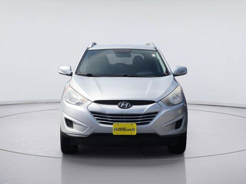 Used 2011 Hyundai Tucson GLS FWD image 3
