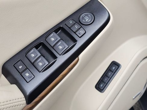 Used 2019 GMC Yukon Denali AWD/4WD image 35