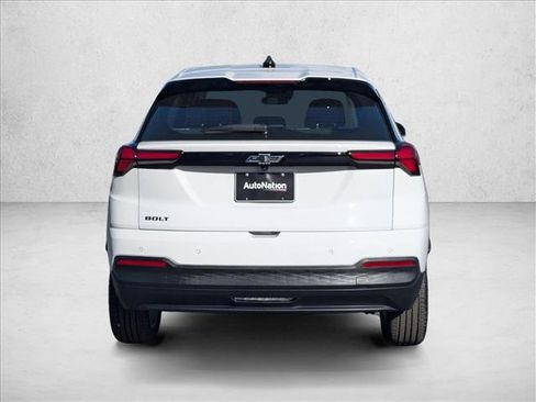 New 2027 Chevrolet Bolt LT w/ Comfort Package image 8