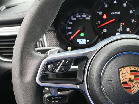 Used 2018 Porsche Macan GTS w/ Premium Package Plus AWD/4WD image 14