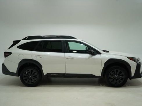 Used 2024 Subaru Outback Onyx Edition image 9