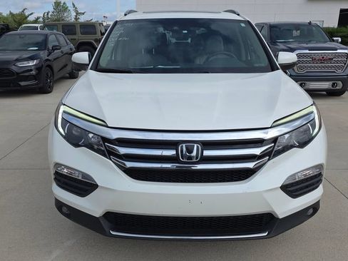 Used 2016 Honda Pilot Touring image 8
