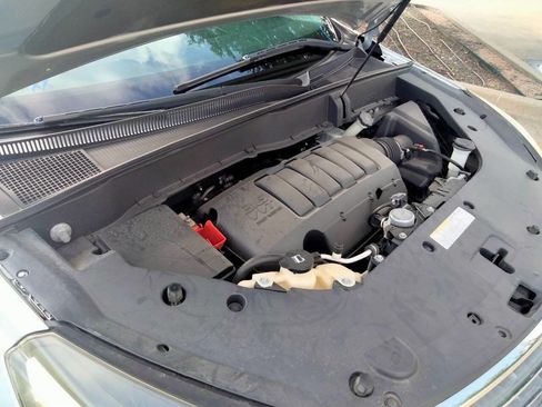 Used 2015 Chevrolet Traverse LT FWD image 26