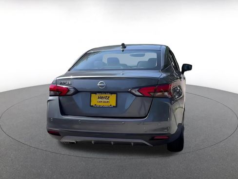 Used 2025 Nissan Versa SV FWD image 11
