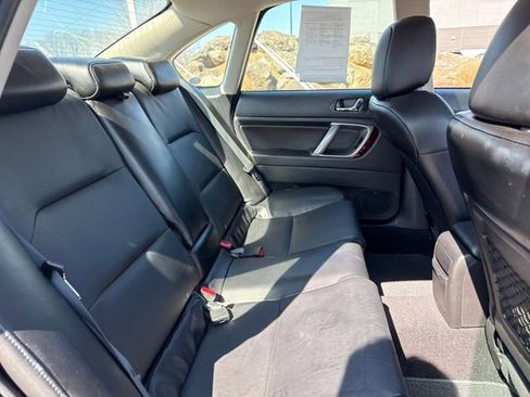 Used 2009 Subaru Legacy 2.5i Limited image 11