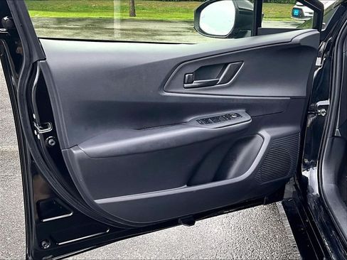 Used 2023 Toyota Prius Prime FWD image 9