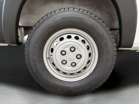 Used 2024 RAM ProMaster 2500 w/ Safety Group FWD image 37