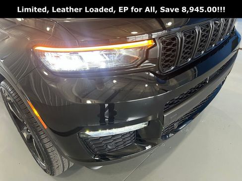 New 2025 Jeep Grand Cherokee L Limited w/ Luxury Tech Group II RWD image 9