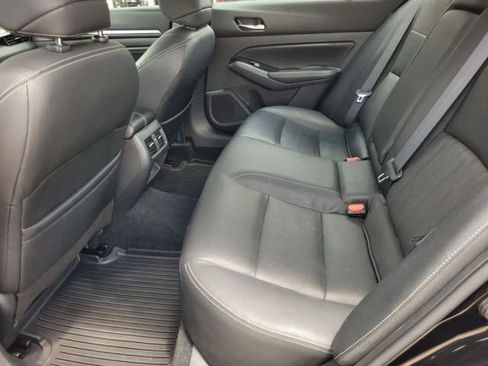 Used 2021 Nissan Altima 2.5 Platinum image 28