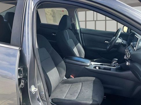 Used 2023 Nissan Sentra SV image 8