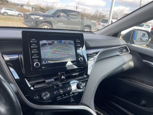 Used 2024 Toyota Camry SE w/ Cold Weather Package image 41