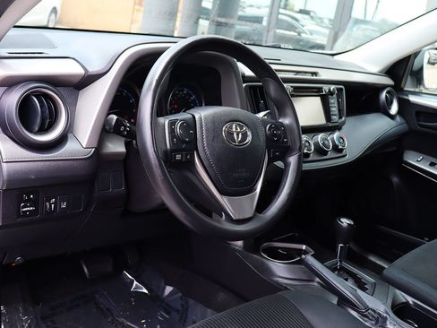 Used 2018 Toyota RAV4 LE w/ All Weather Liner Package FWD image 38