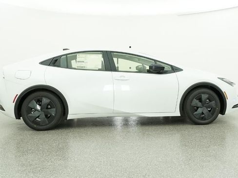 New 2026 Toyota Prius SE image 52