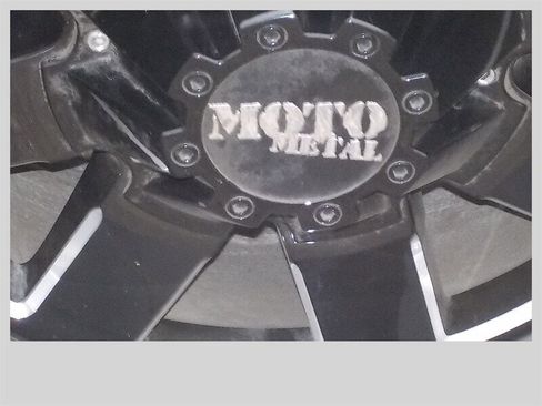 Used 2019 Toyota Tacoma TRD Off-Road image 17