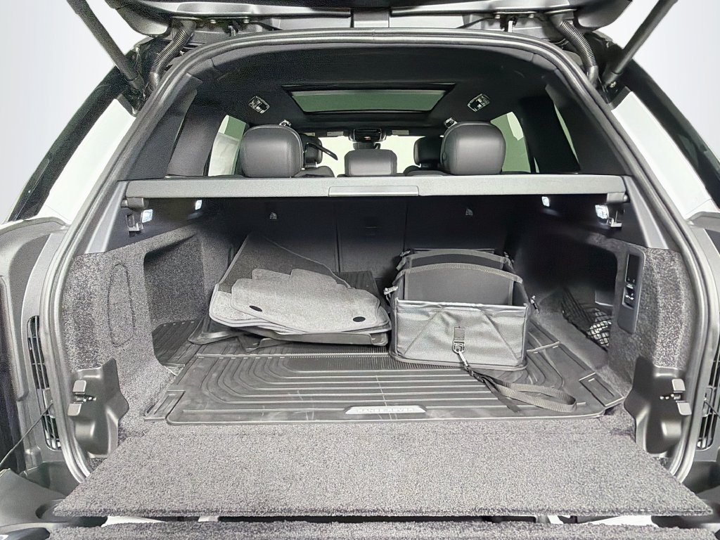 New 2026 Land Rover Range Rover SE AWD/4WD image 28