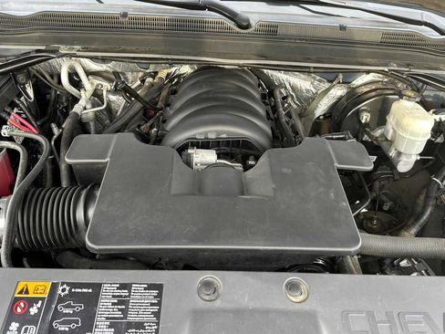 Used 2016 Chevrolet Suburban LTZ image 24