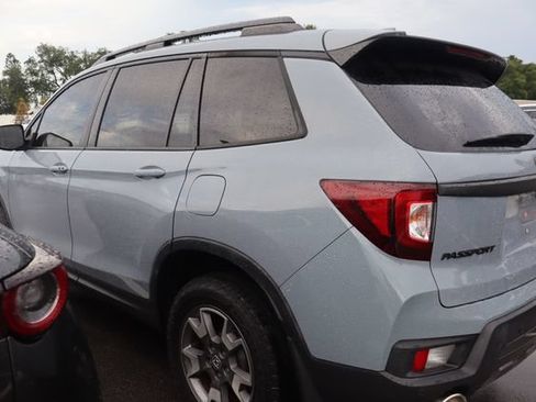 Used 2022 Honda Passport TrailSport image 3