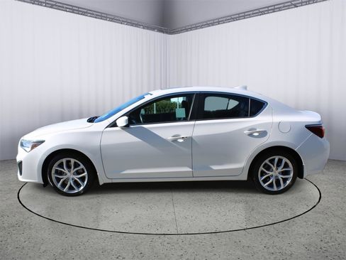 Used 2019 Acura ILX image 5